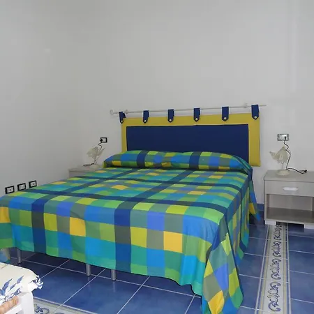 Chiaia Apartments Ponza Chambre photo