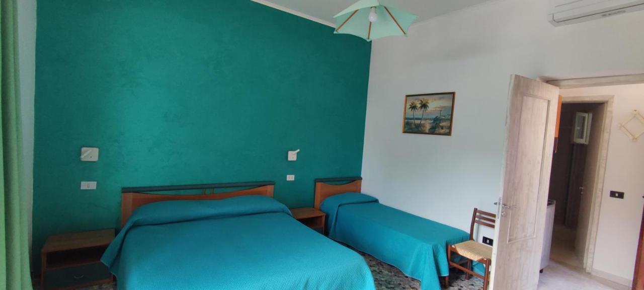 Chiaia Appartement *