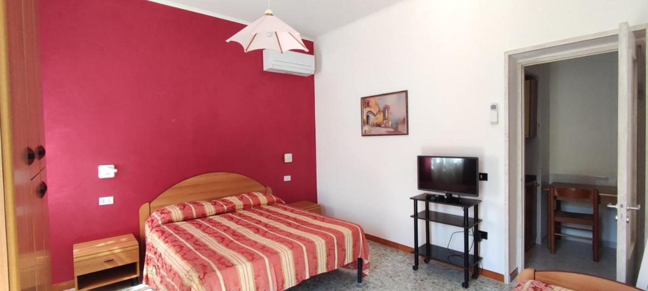 Chiaia Appartement *