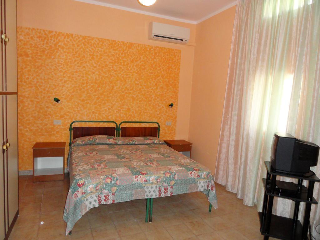 Chiaia * Ponza